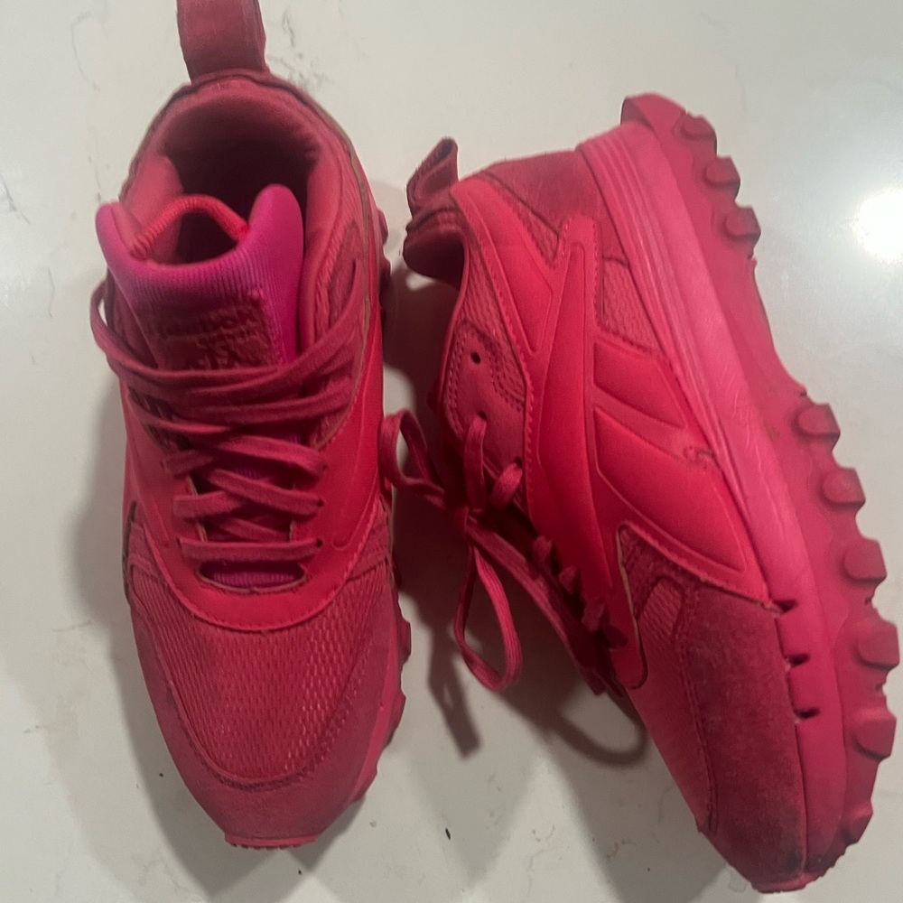 Size 9 women - Reebok Cardi B x Classic Leather V2 Pink Fusion